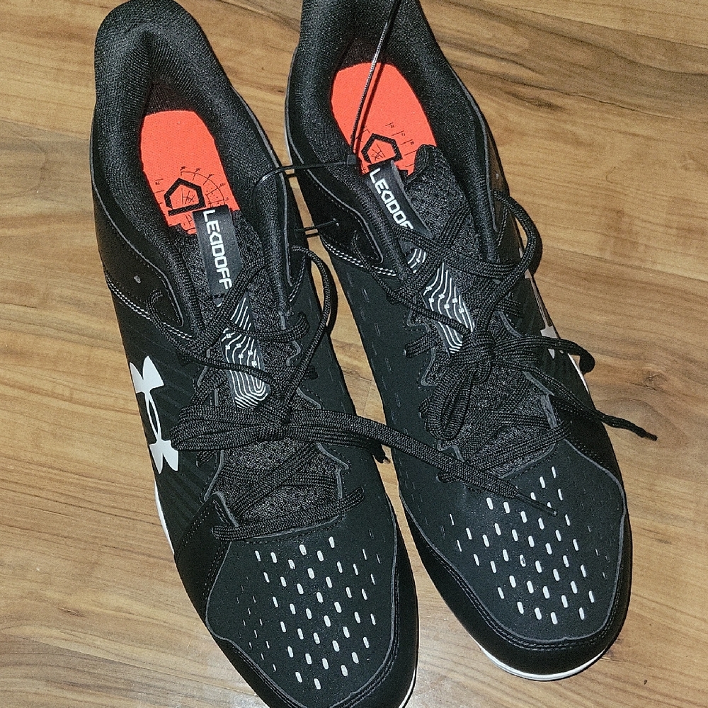 Under Armour Black and White Athletic Shoes